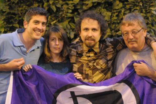 Lionel Dricot, Valérie Depaux, Michel Thayse et Antoine Wilmet, pirates d'Ottignies-Louvain-la-Neuve