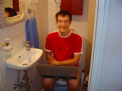 A GNOME developper at work..